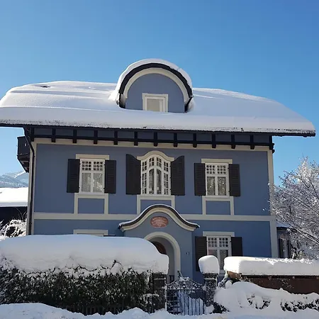 Im Blauen Haus Eg 아파트