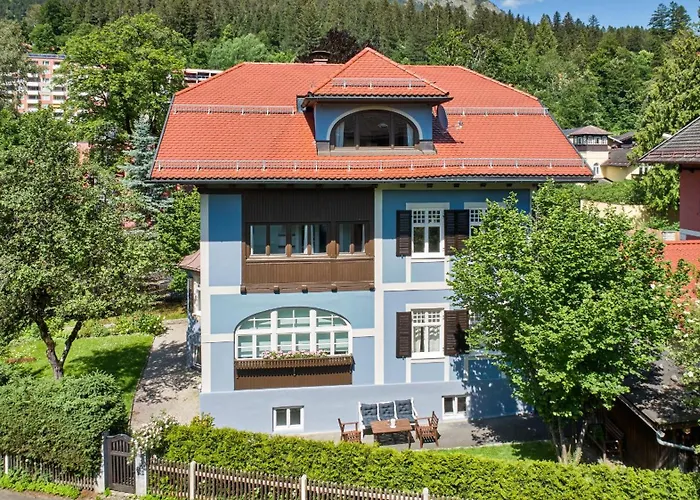 Im Blauen Haus Eg *